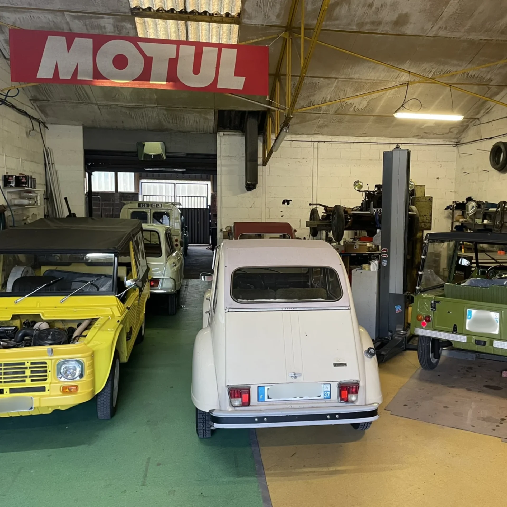 Restauration 2CV Poitiers