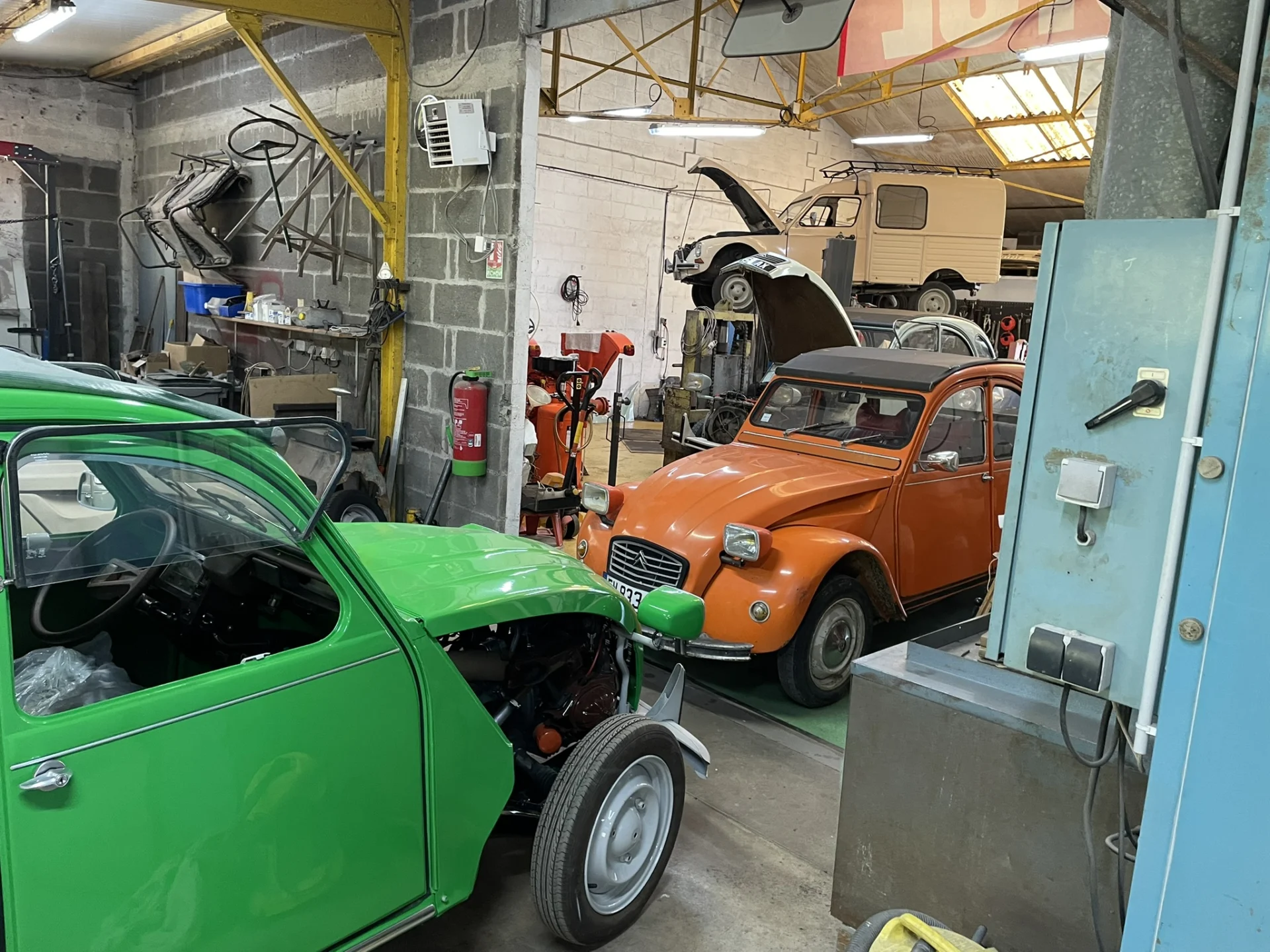 garage spécialiste 2CV Poitiers